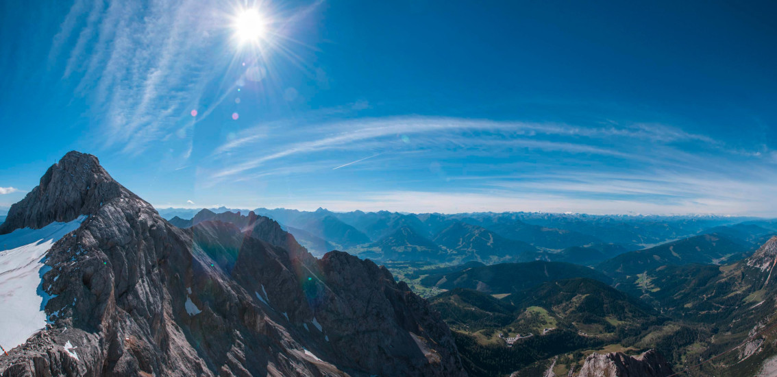 ausblick vom hunerkogel auf die schladminger tauern